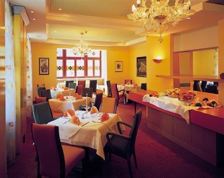 Hotel Am Kurpark Schönebeck Restaurant billede
